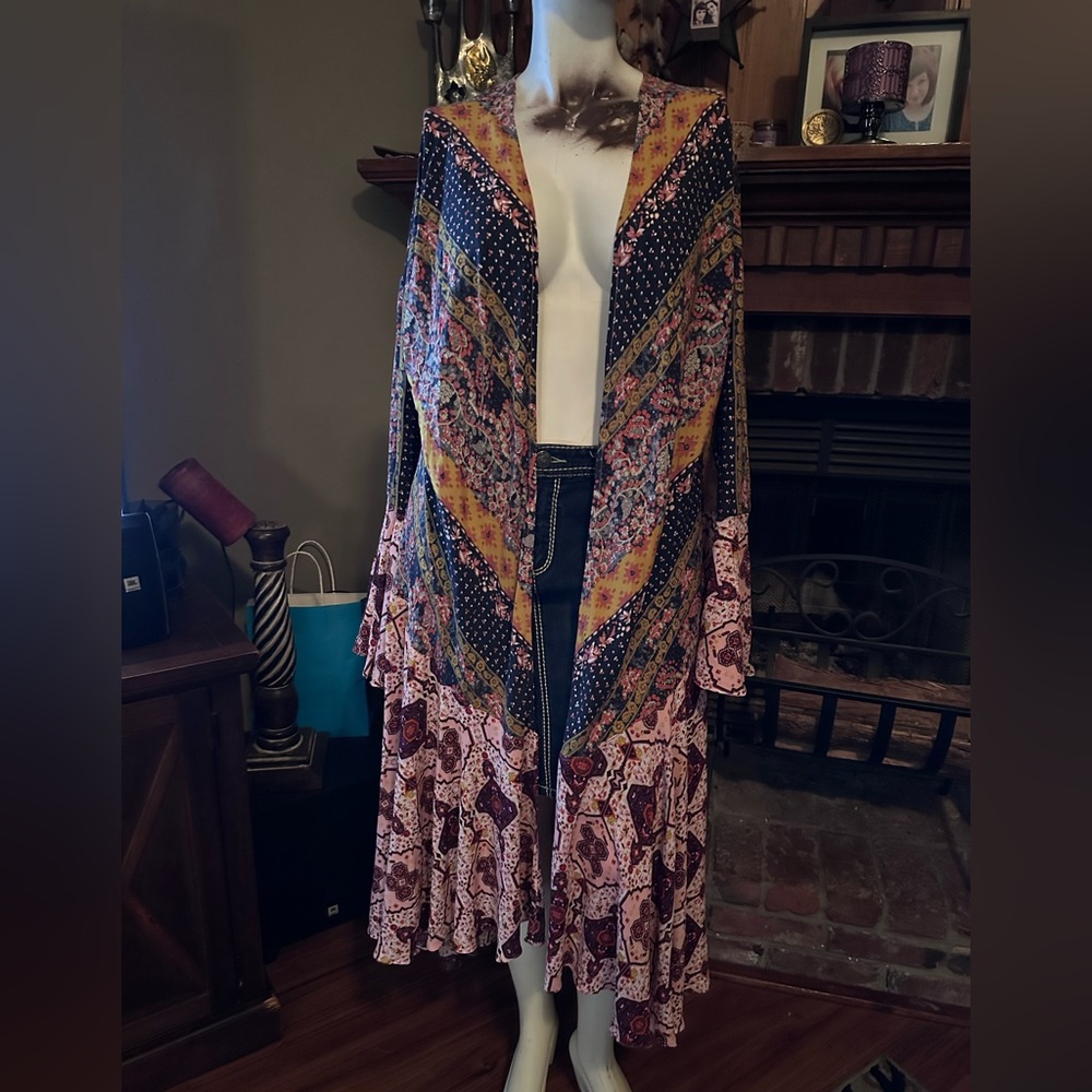 Super cute multi colored print duster size 2x